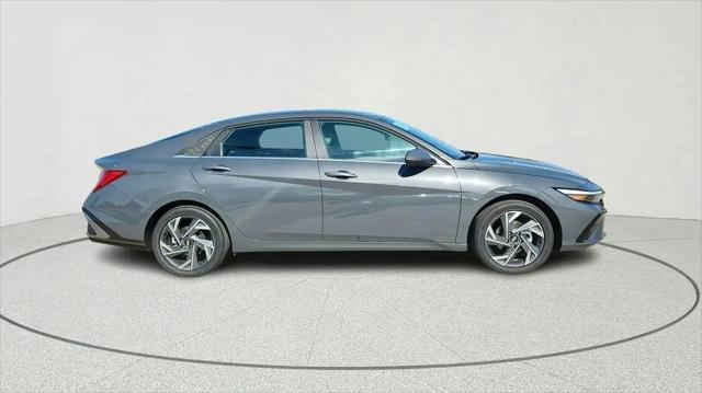 2026 Hyundai Elantra Hybrid Limited