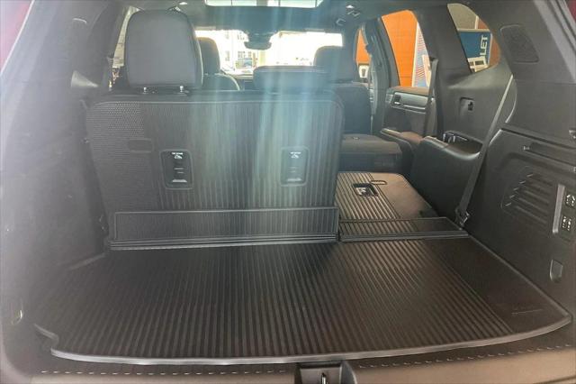 2026 GMC Acadia Denali Ultimate AWD