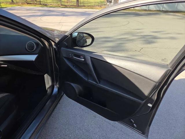 2012 Mazda Mazda3 i Touring