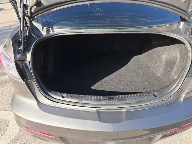 2012 Mazda Mazda3 i Touring
