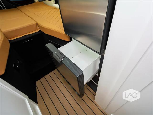 2023 Mercedes-Benz Sprinter 3500XD High Roof 4-Cyl Diesel HO