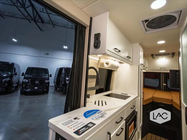 2023 Mercedes-Benz Sprinter 3500XD High Roof 4-Cyl Diesel HO