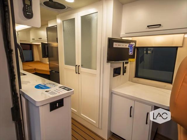 2023 Mercedes-Benz Sprinter 3500XD High Roof 4-Cyl Diesel HO