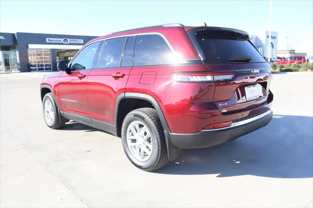 2026 Jeep Grand Cherokee Altitude 4x4