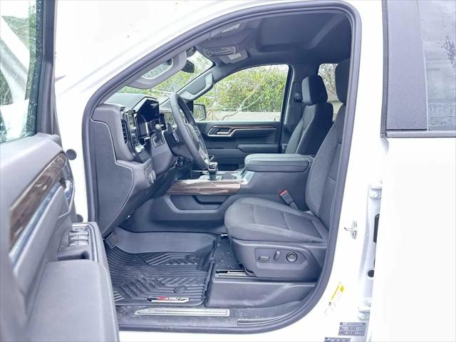 2026 Chevrolet Silverado 1500 4WD Crew Cab Short Bed RST
