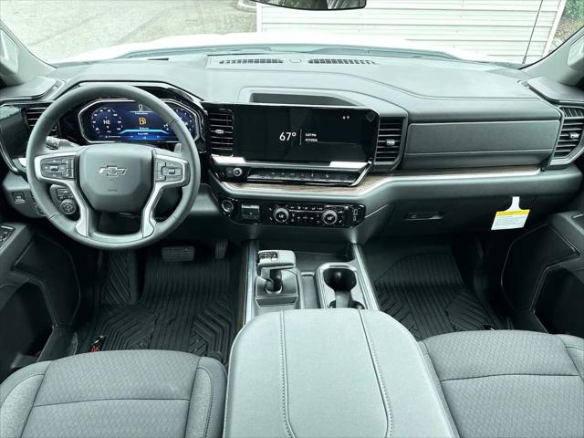 2026 Chevrolet Silverado 1500 4WD Crew Cab Short Bed RST