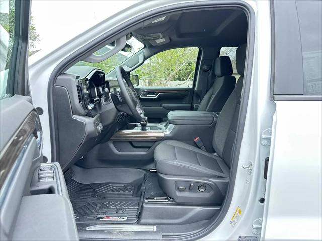 2026 Chevrolet Silverado 1500 4WD Crew Cab Short Bed RST