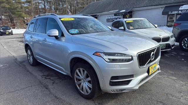 2016 Volvo XC90 T6 Momentum