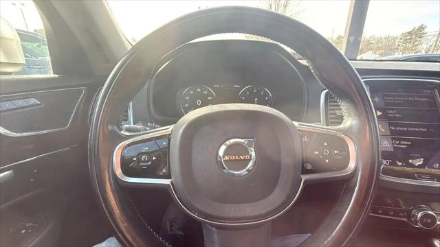 2016 Volvo XC90 T6 Momentum