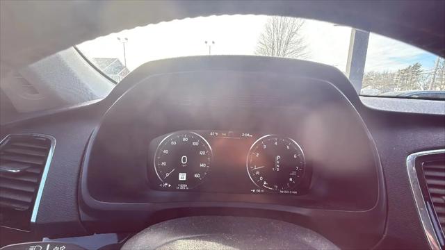 2016 Volvo XC90 T6 Momentum