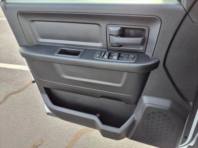 2024 Ram 1500 Classic Tradesman Crew Cab 4x4 5'7" Box
