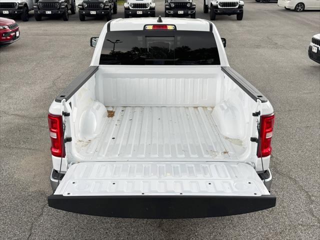 2026 Ram 1500 Laramie Crew Cab 4x4 5'7" Box