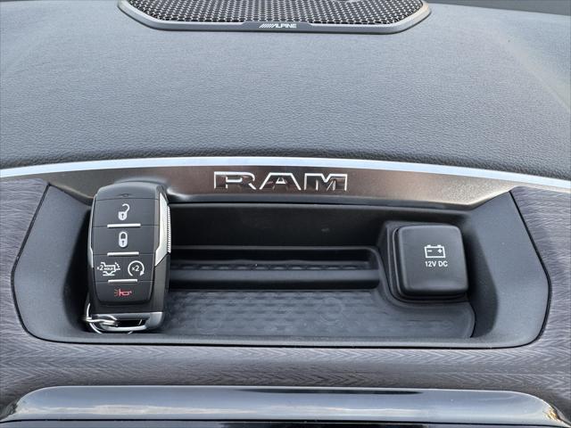 2026 Ram 1500 Laramie Crew Cab 4x4 5'7" Box