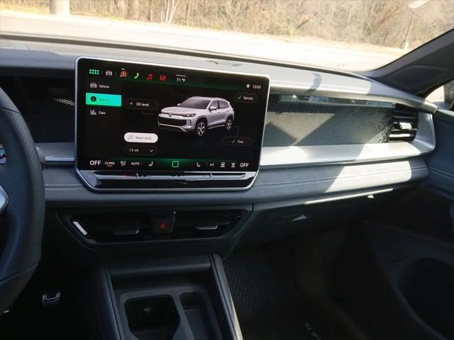 2026 Volkswagen Tiguan SE R-Line Black