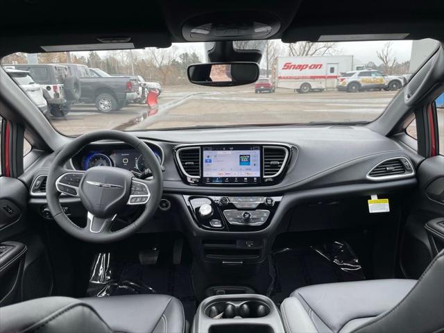 2026 Chrysler Pacifica PACIFICA SELECT AWD