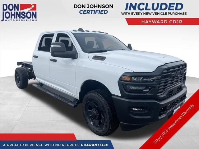 2026 RAM Ram 3500 Chassis Cab RAM 3500 TRADESMAN CREW CAB CHASSIS 4X4 60 CA