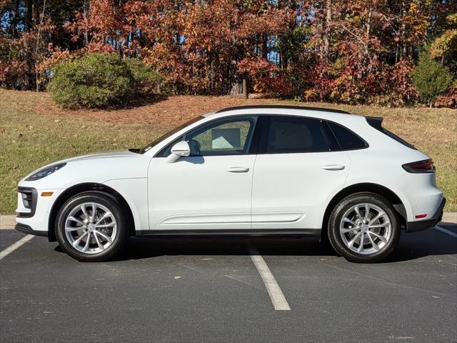2026 Porsche Macan Macan