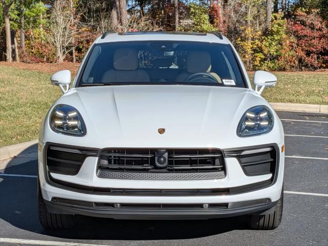 2026 Porsche Macan Macan