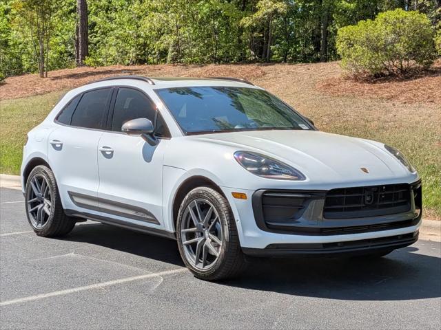 2026 Porsche Macan T