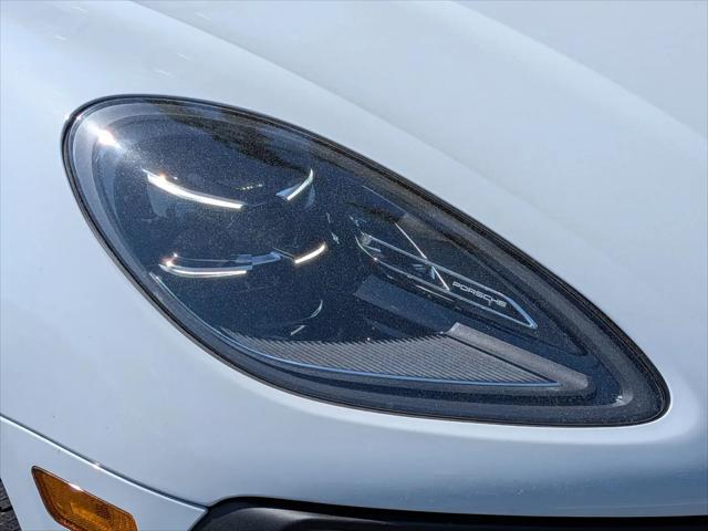 2026 Porsche Macan T