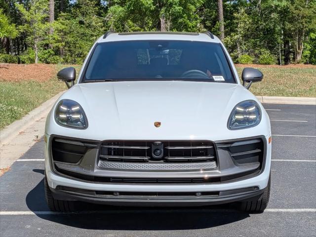 2026 Porsche Macan T