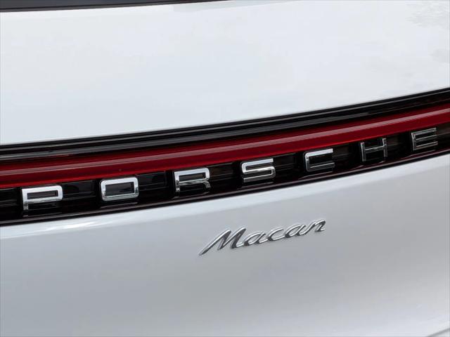 2026 Porsche Macan Macan
