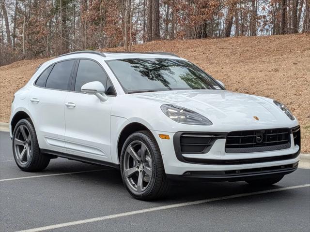 2026 Porsche Macan Macan