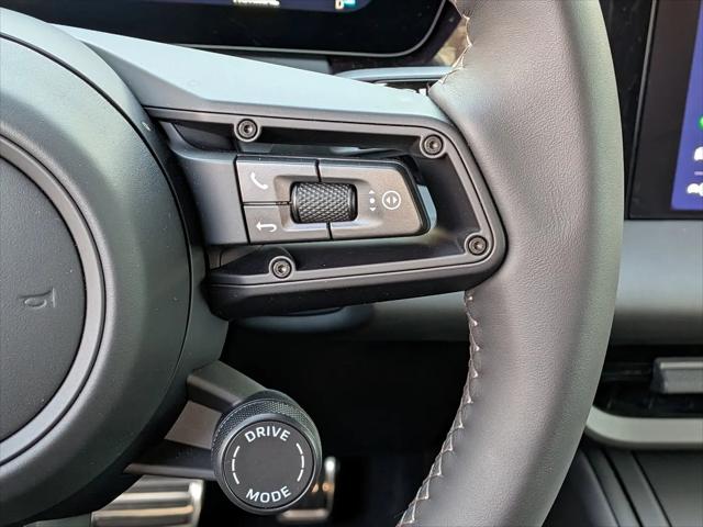 2025 Porsche Macan Electric Turbo
