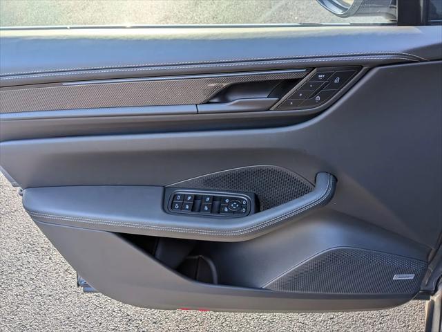 2025 Porsche Macan Electric Turbo