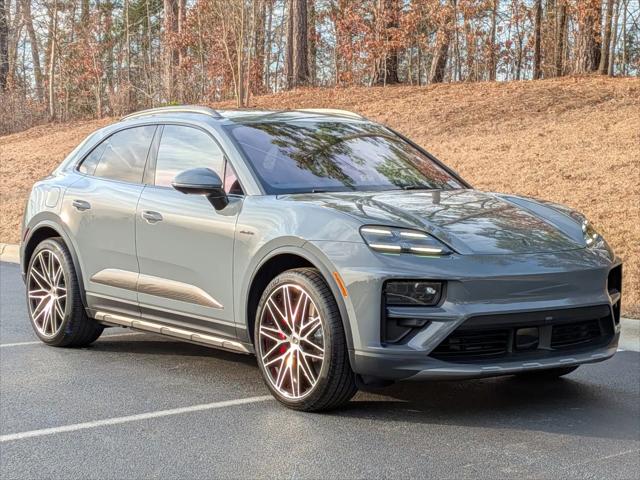 2025 Porsche Macan Electric Turbo