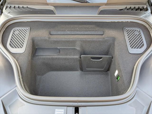 2025 Porsche Macan Electric Turbo