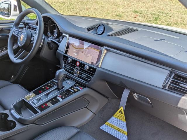 2026 Porsche Macan Macan
