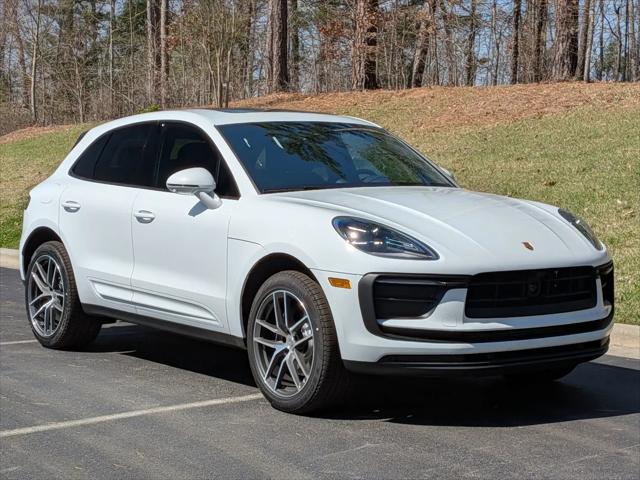 2026 Porsche Macan Macan