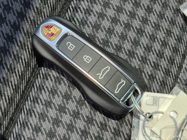 2026 Porsche Taycan Taycan