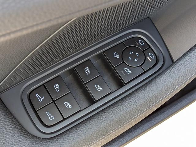 2026 Porsche Panamera 4