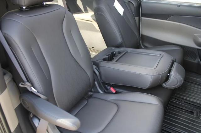 2026 Kia Carnival MPV EX