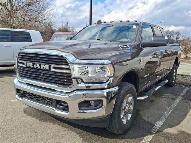 2019 RAM 3500 Big Horn Mega Cab 4x4 64 Box 2019 RAM 3500 Big Horn Mega Cab 4x4 64 Box
