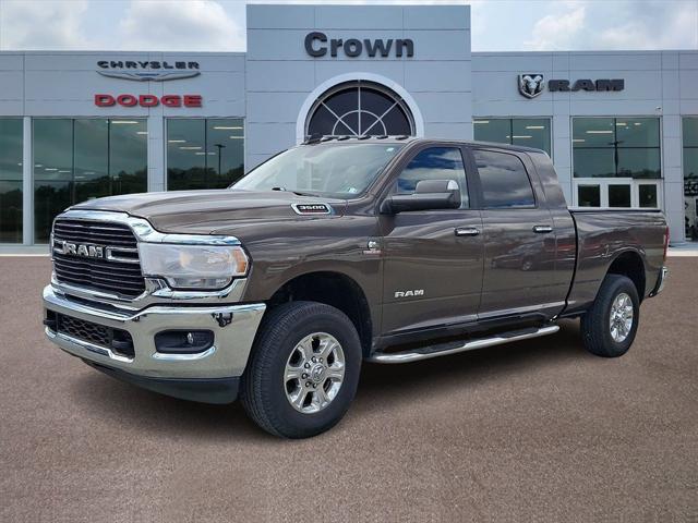 2019 RAM 3500 Big Horn Mega Cab 4x4 64 Box 2019 RAM 3500 Big Horn Mega Cab 4x4 64 Box