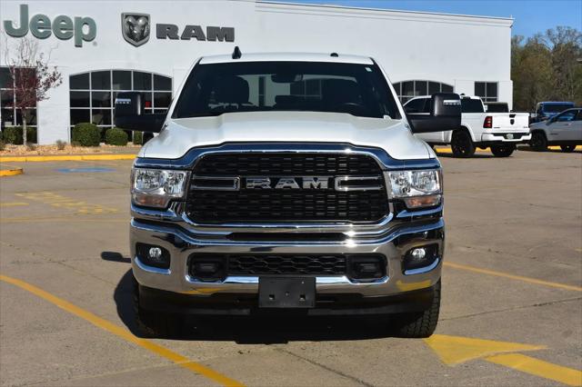 2024 Ram 3500 Big Horn Crew Cab 4x4 8' Box