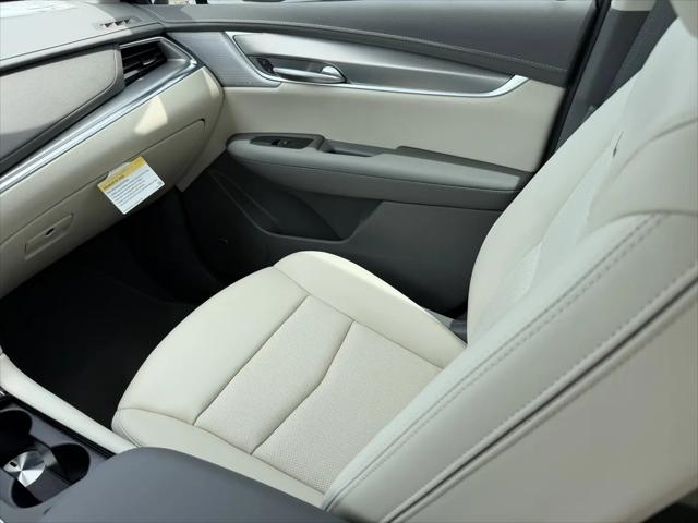2026 Cadillac XT5 Premium Luxury FWD