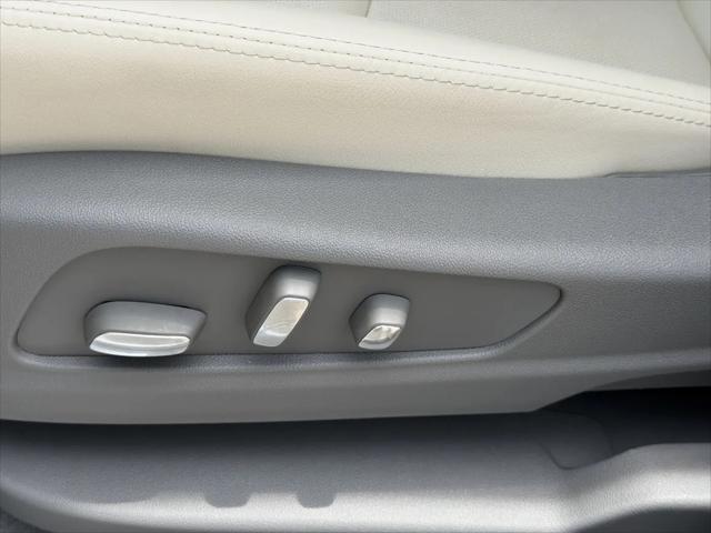 2026 Cadillac XT5 Premium Luxury FWD