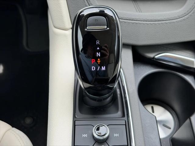2026 Cadillac XT5 Premium Luxury FWD