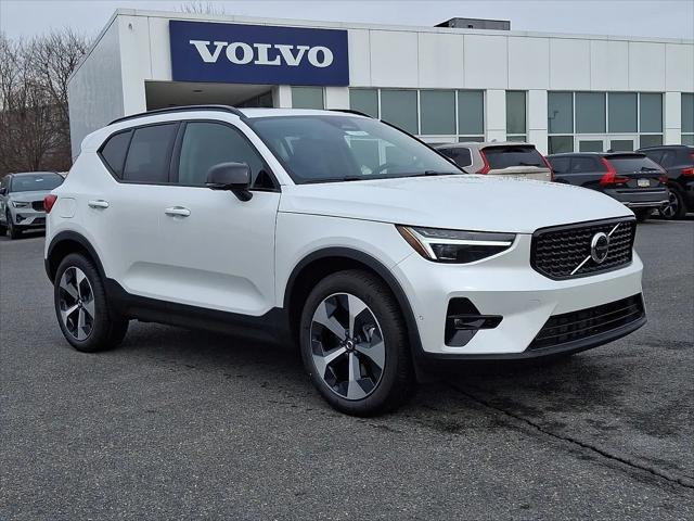 2026 Volvo XC40 Plus, B5 AWD Gas (mild hybrid), Dark for sale in Nazareth, PA