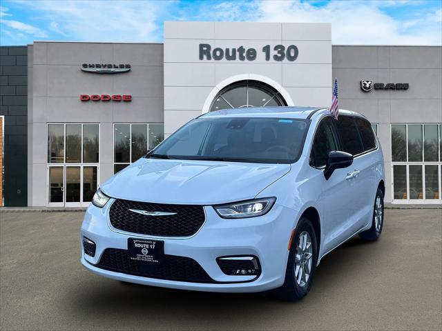 2024 Chrysler Pacifica Touring L 2024 Chrysler Pacifica Touring L