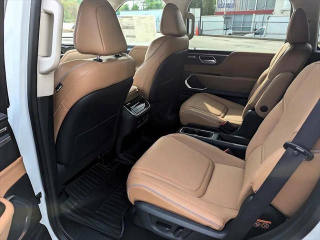 2026 INFINITI QX80 LUXE AWD