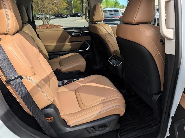 2026 INFINITI QX80 LUXE AWD