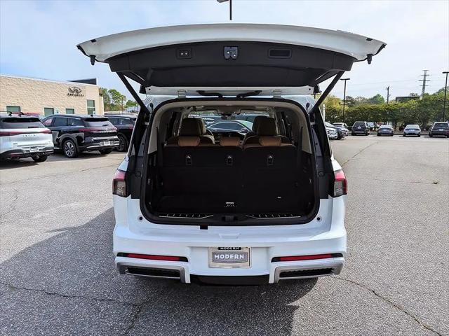 2026 INFINITI QX80 LUXE AWD