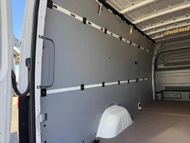 2026 Mercedes-Benz Sprinter 2500 High Roof 4-Cyl Diesel HO