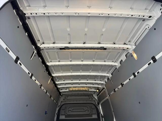 2026 Mercedes-Benz Sprinter 2500 High Roof 4-Cyl Diesel HO