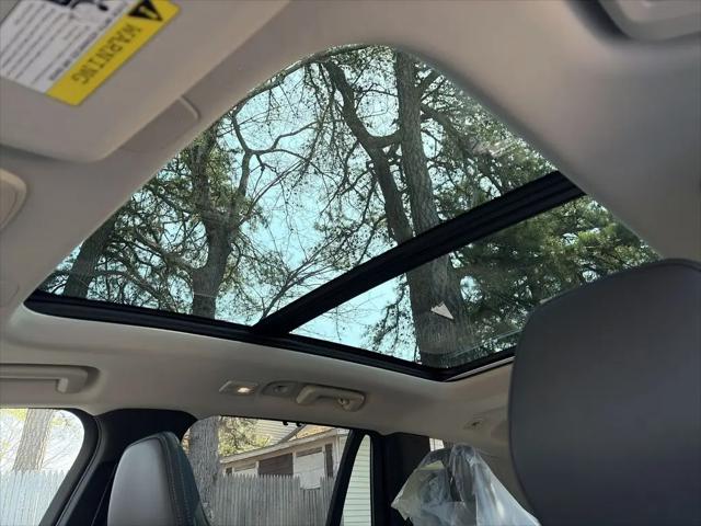 2026 Volvo XC90 Plug-In Hybrid Ultra Dark Theme, T8 AWD, Electric/Gasoline, 6 Seats